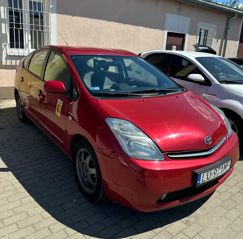 Toyota Prius 2 Hybrid + LPG